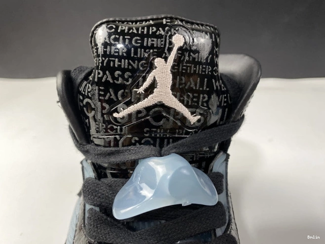 Boostmaster lin Doernbecher 5 633068-010 AIR Retro Jordan 0727